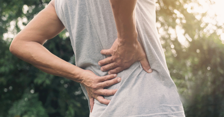Middle Back Pain Causes & Treatments